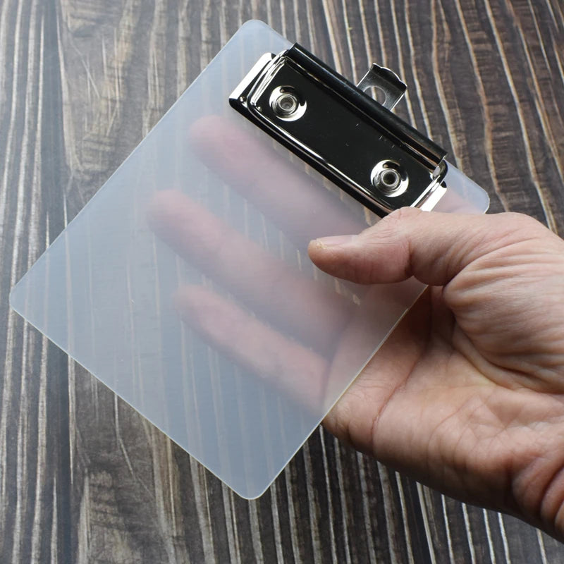 Mini Portapapeles Transparente – Organizador de Escritorio