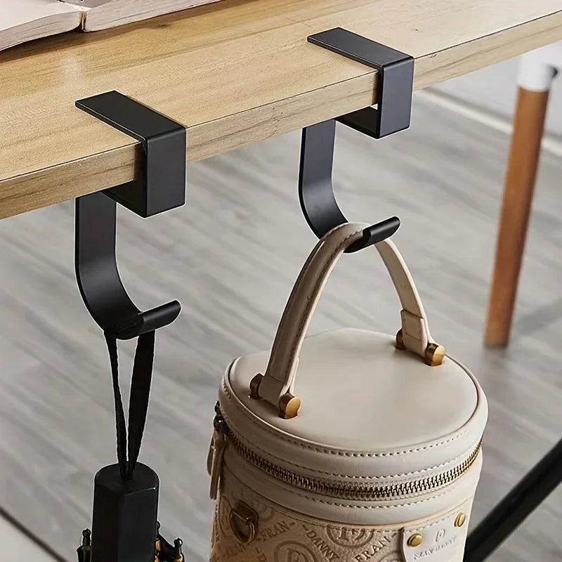 Gancho para Escritorio de Aluminio – Mantén tu Mochila y Accesorios Siempre a Mano